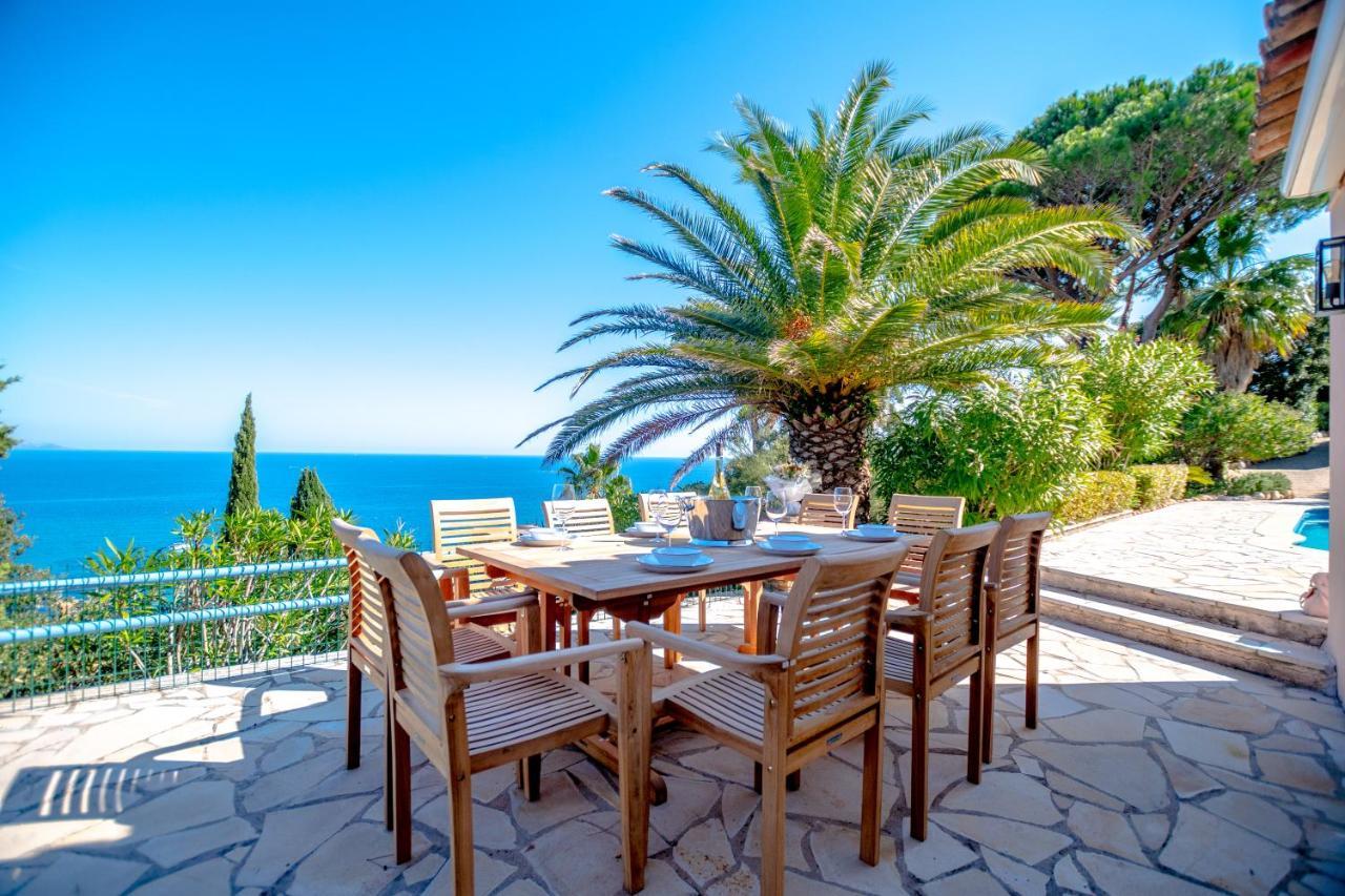 Superbe Villa, Incroyable Vue Mer, Piscine Chauffee, Climatisee سانت ماكسيم المظهر الخارجي الصورة