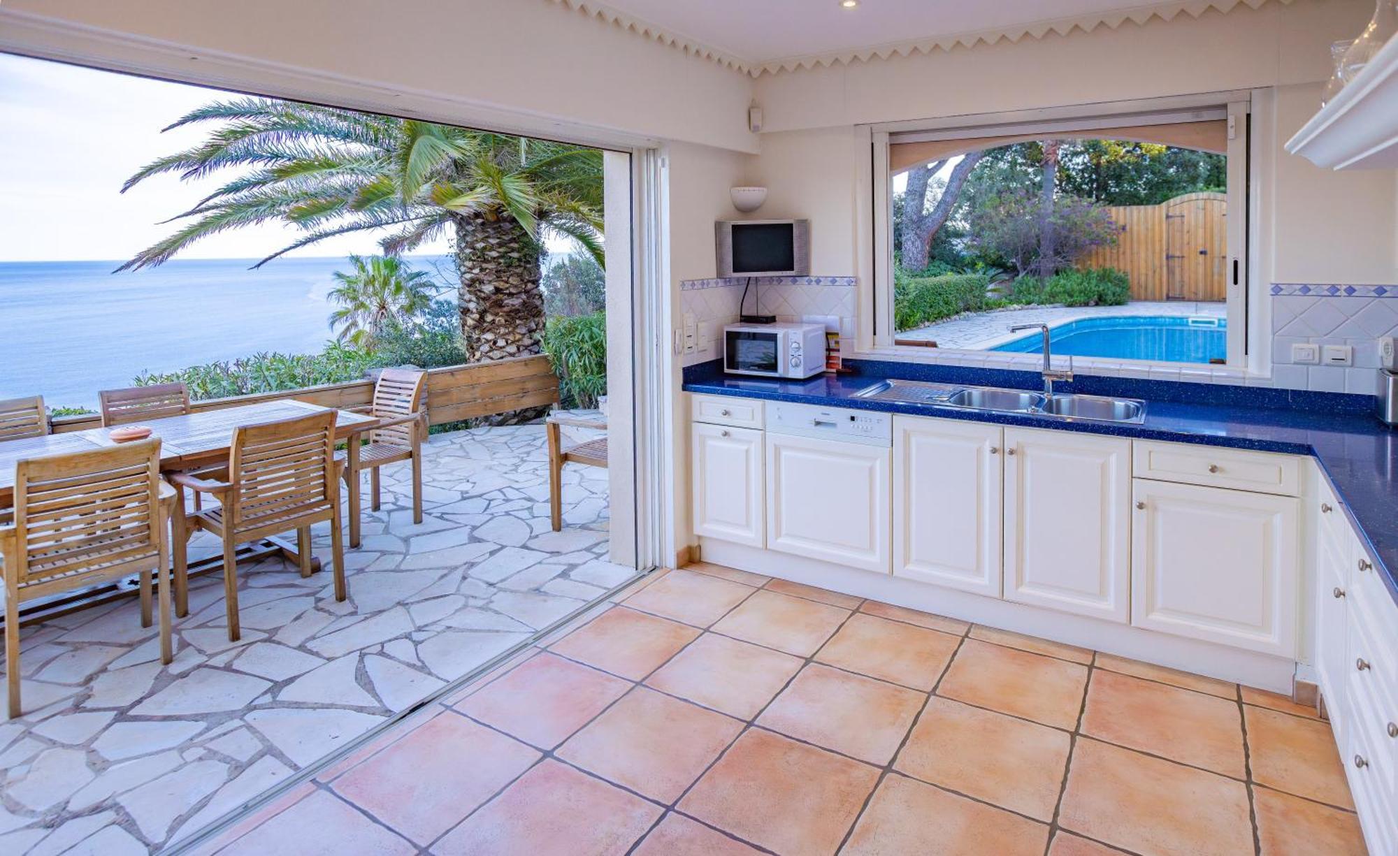 Superbe Villa, Incroyable Vue Mer, Piscine Chauffee, Climatisee سانت ماكسيم المظهر الخارجي الصورة
